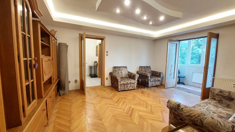 Titan, 10 minute mers metrou Titan, apropiere bd. Basarabia