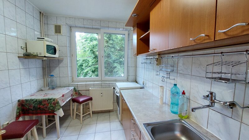 Titan, 10 minute mers metrou Titan, apropiere bd. Basarabia