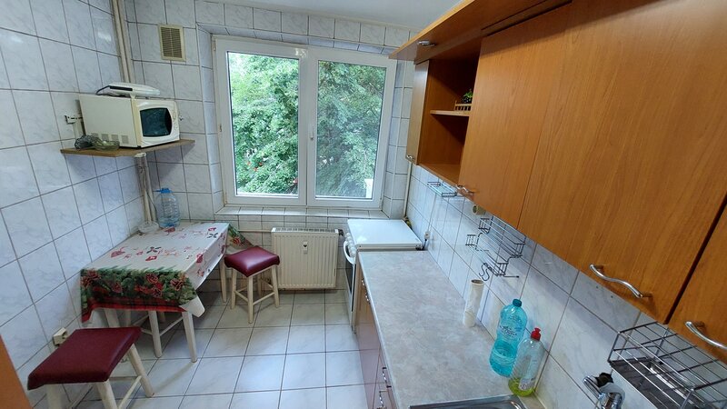 Titan, 10 minute mers metrou Titan, apropiere bd. Basarabia